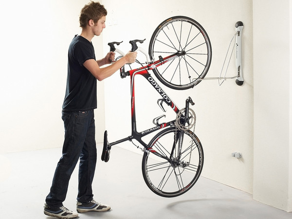 vertical hanging bike rack