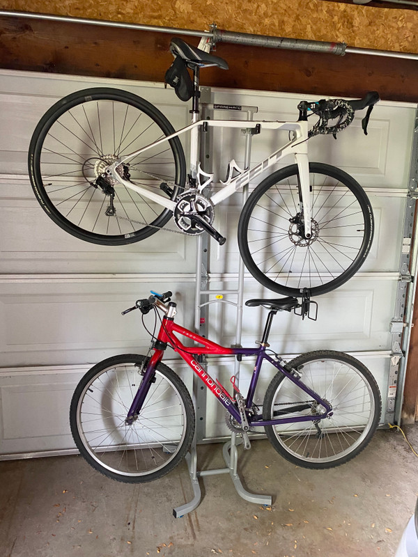 2 bike freestanding rack