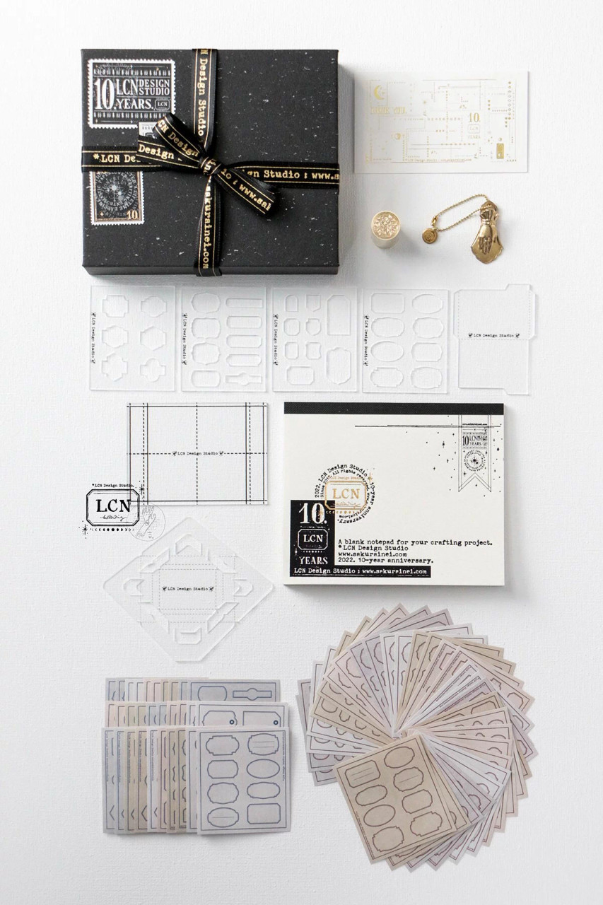 Lin Chia Ning 10th Anniversary Box (Limited Edition)