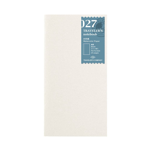 TRAVELER'S Notebook Refill 027 Watercolor Paper Regular Size. A slim sketchbook insert with 24 blank, perforated pages of thick, water-resistant paper. Recharge TRAVELER'S Notebook 027 Papier Aquarelle Taille Régulière. Un insert de carnet avec 24 pages blanches perforées en papier épais et résistant à l'eau.