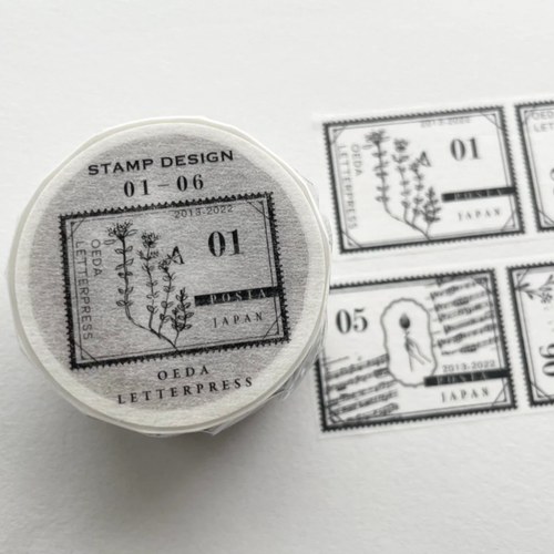 OEDA LETTERPRESS Stamp 01–06 Japanese washi masking tape featuring vintage-style postage stamp illustrations on a 25mm roll. / Ruban masquage washi japonais OEDA LETTERPRESS Stamp 01–06 présentant des illustrations de timbres-poste de style vintage sur rouleau de 25 mm.