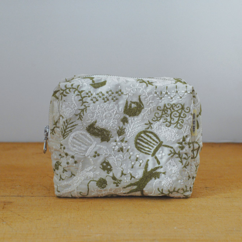 Classiky Cat Embroidery Pouch - Green