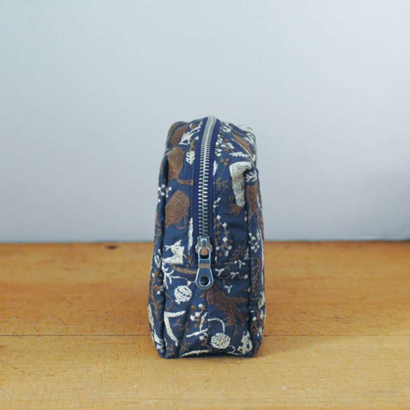 Classiky Cat Embroidery Pouch - Grey