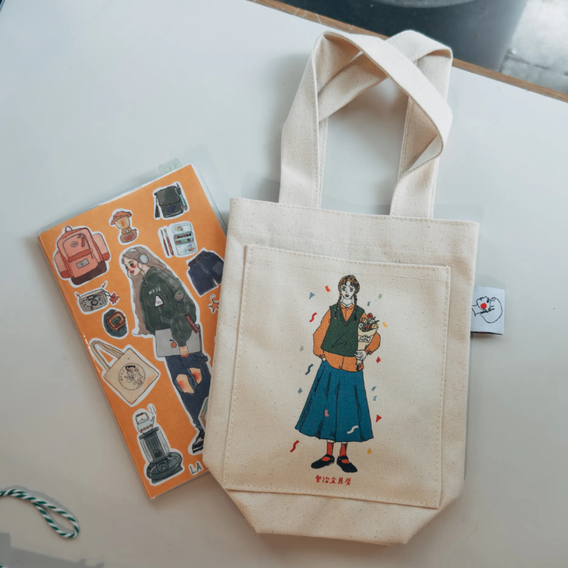 La Dolce Vita x Aiya Bungu 10th Anniversary Canvas Bag - Stationery Woman