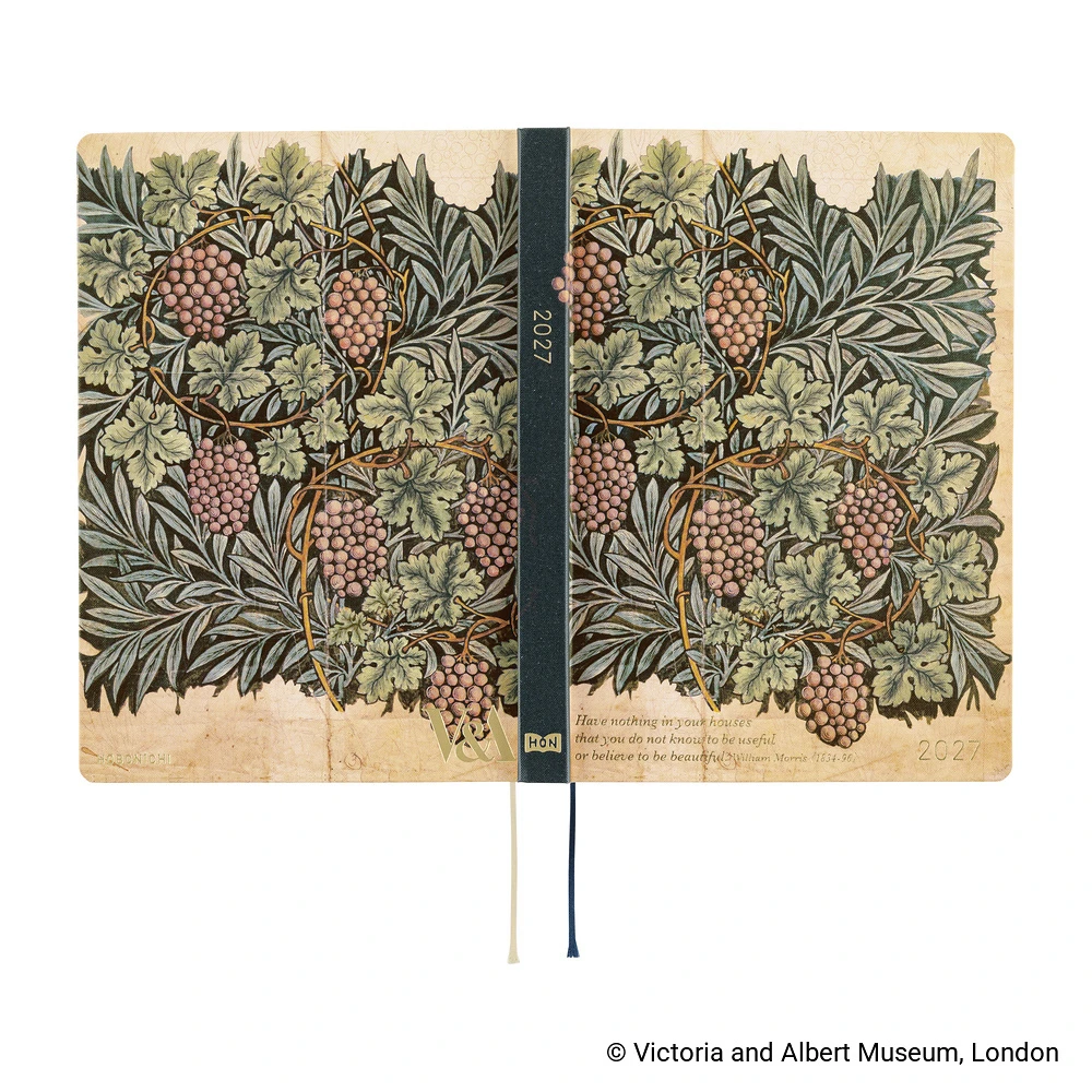 Hobonichi Techo A5 HON - V&A Series: Vine (English)