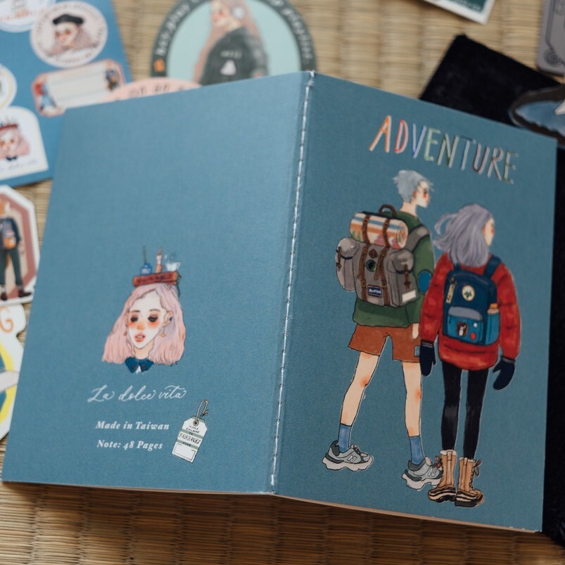 La Dolce Vita Notebook - Perfect Travel Partner (Passport Size)