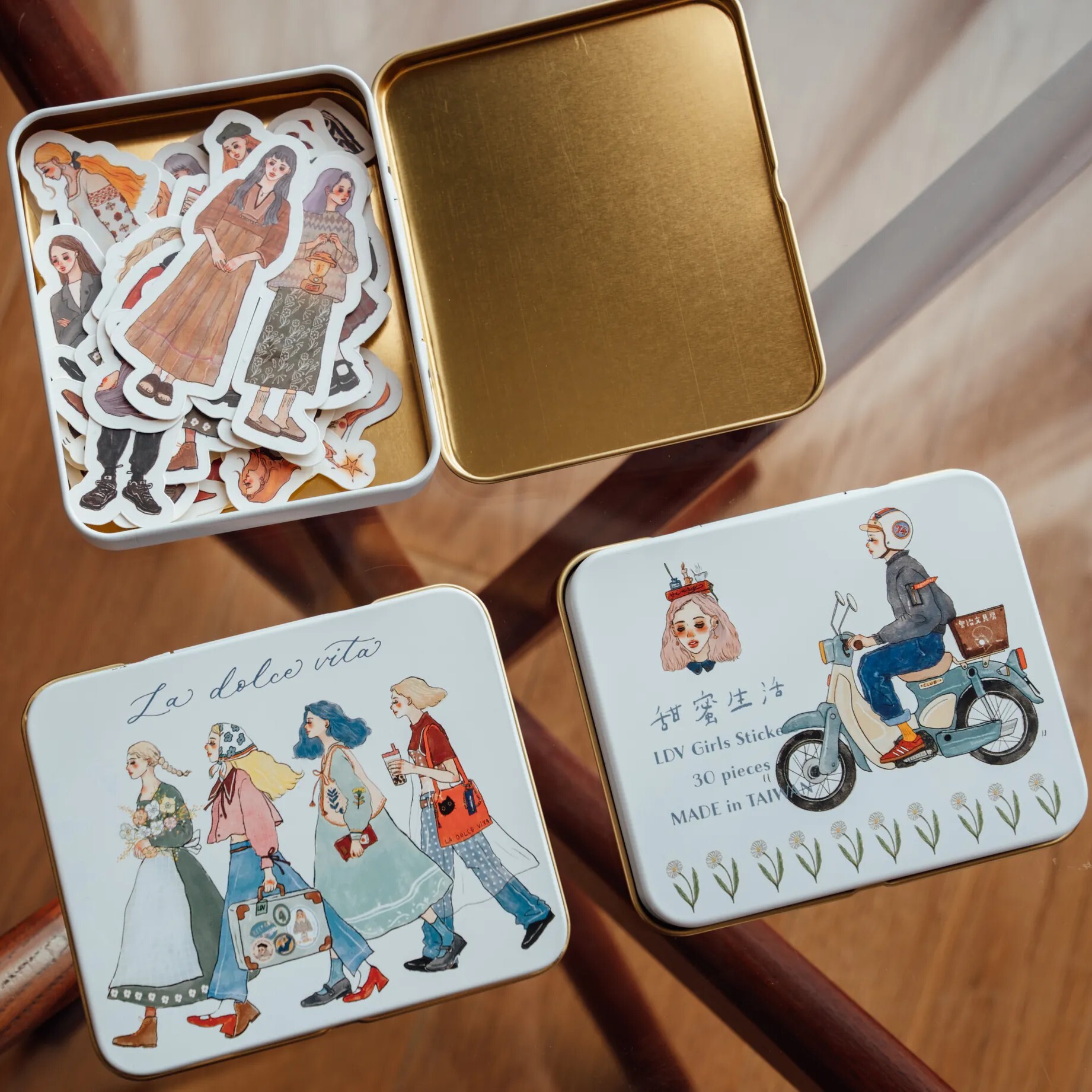 La Dolce Vita Tin Box Sticker Set - We Move Forward Happily