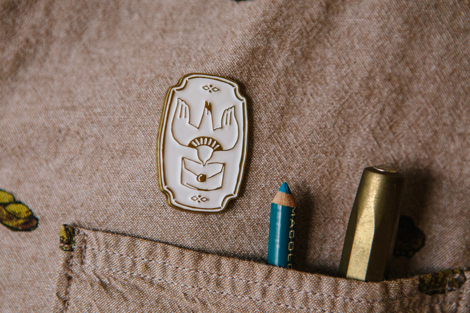 OURS Metal Pin - Messenger Bird Mail In