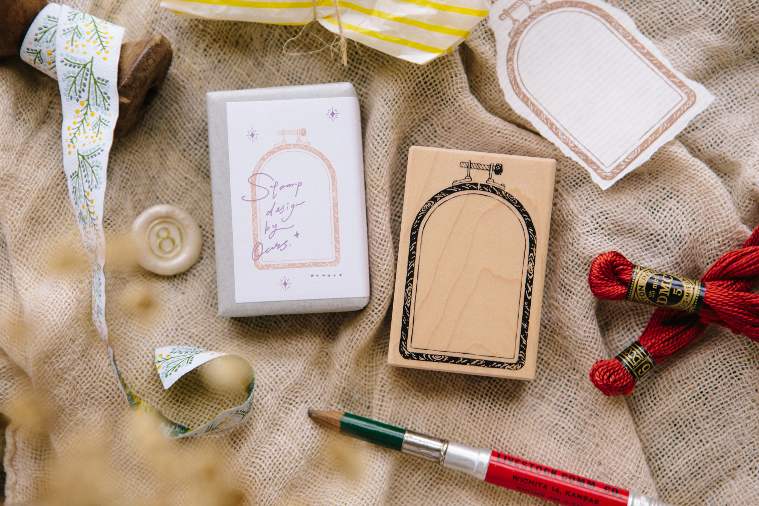 OURS Rubber Stamp - Window Embroidery Hoop