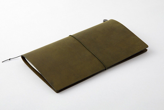 TRAVELER'S Notebook Starter Kit - Olive (Regular Size)