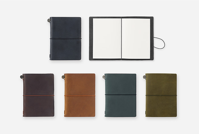 TRAVELER'S Notebook Starter Kit Lineup (Passport Size)