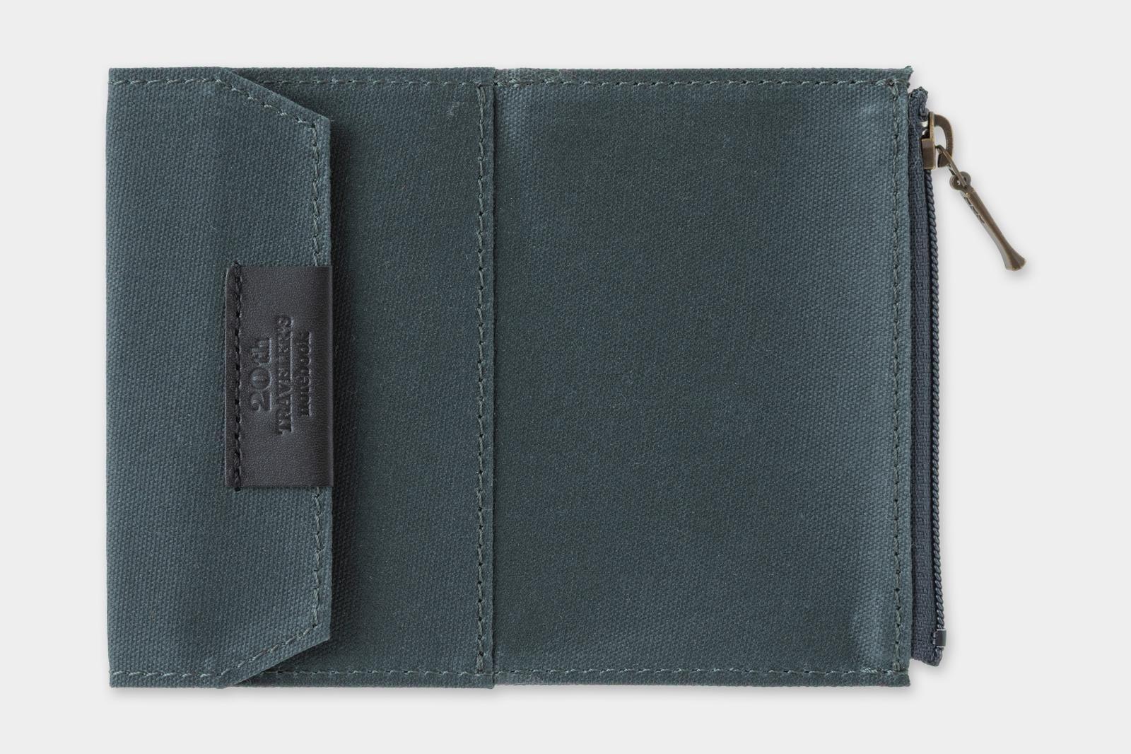 TRAVELER&rsquo;S notebook Card Size 20th Anniversary Set - Navy Cotton Zipper Case