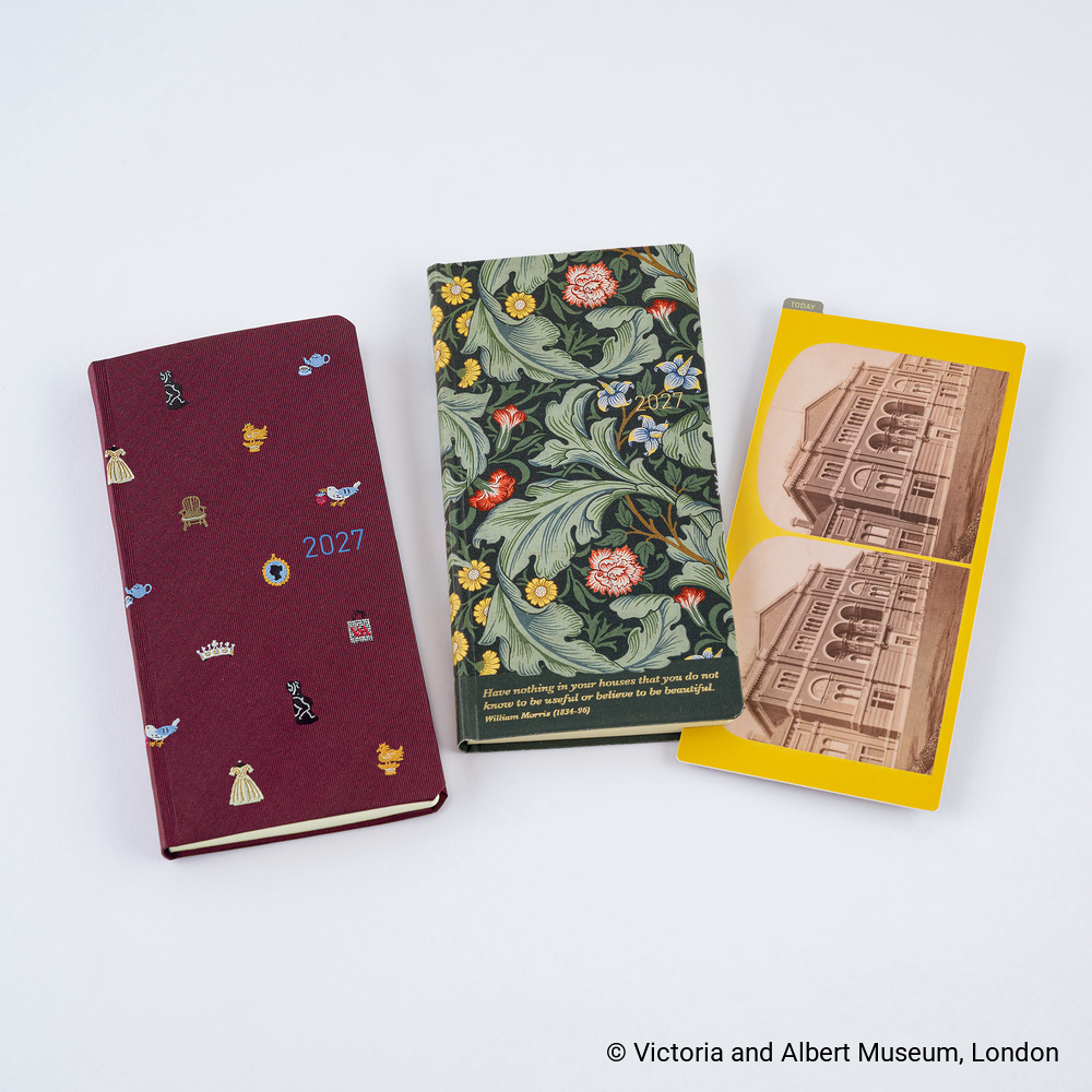 Hobonichi Weeks Pencil Board - V&A Series: Museum Stereographic Photograph