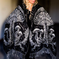 The Great Shroom Pashmina — Black