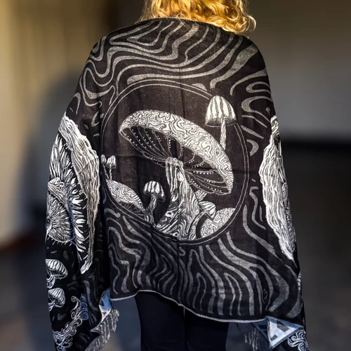 The Great Shroom Pashmina — Black
