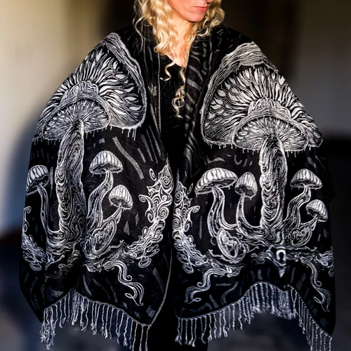 The Great Shroom Pashmina — Black