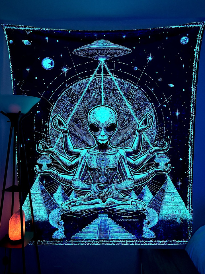 Alien Aura Large UV Reactive Tapestry