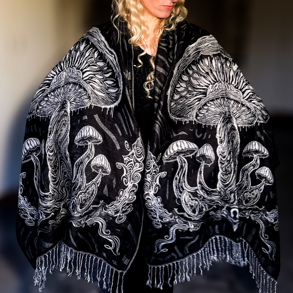 The Great Shroom Pashmina — Black