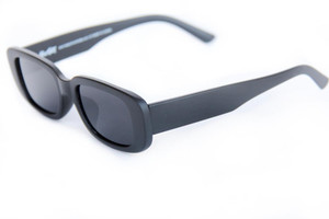 Happy Hour Oxford Matte Black/black Sunglasses