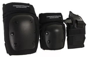 Commonwealth 3 Pack Black Pad Set M - Skateboard Pads