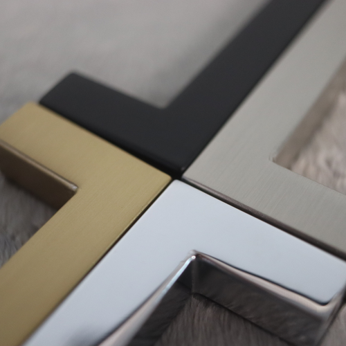 JVJ 55626 Bellaire Collection Polished Chrome Finish 96 mm c/c Squared Pull, Composition Zamac