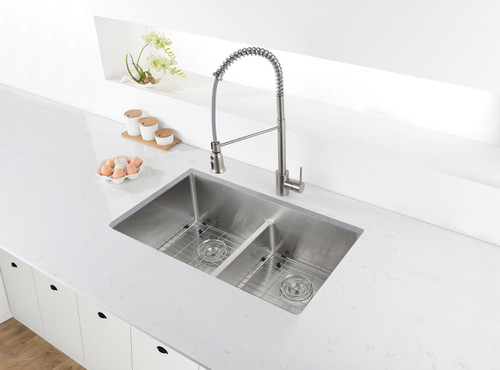 Ruvati 28-inch Low-Divide Undermount Tight Radius 60/40 Double Bowl 16 Gauge Stainless Steel Kitchen Sink - RVH7255