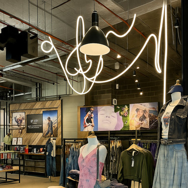 Tagra | Quick Connect LED Neon Flex | Vertical Circ 18 | 18x18mm | 24V | IP65 | 8W/m | 50 Metre Reel - NEONCIRC18-INSITU1.jpg