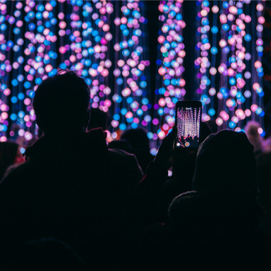 Chronos by Tagra | Pixel LED String Light | 360° | 35mm | 24V | IP67 | RGB | 2M - PIXEL-BALL-STRING-INSITU4.jpg