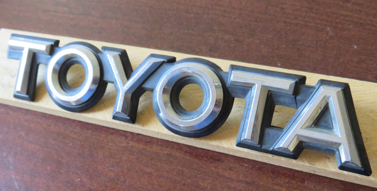 1985 Toyota Camry-Toyota Trunk Lid Emblem-Badge
1984 Toyota Camry-Toyota Trunk Lid Emblem-Badge
1983 Toyota Camry-Toyota Trunk Lid Emblem-Badge
1982 Toyota Camry-Toyota Trunk Lid Emblem-Badge