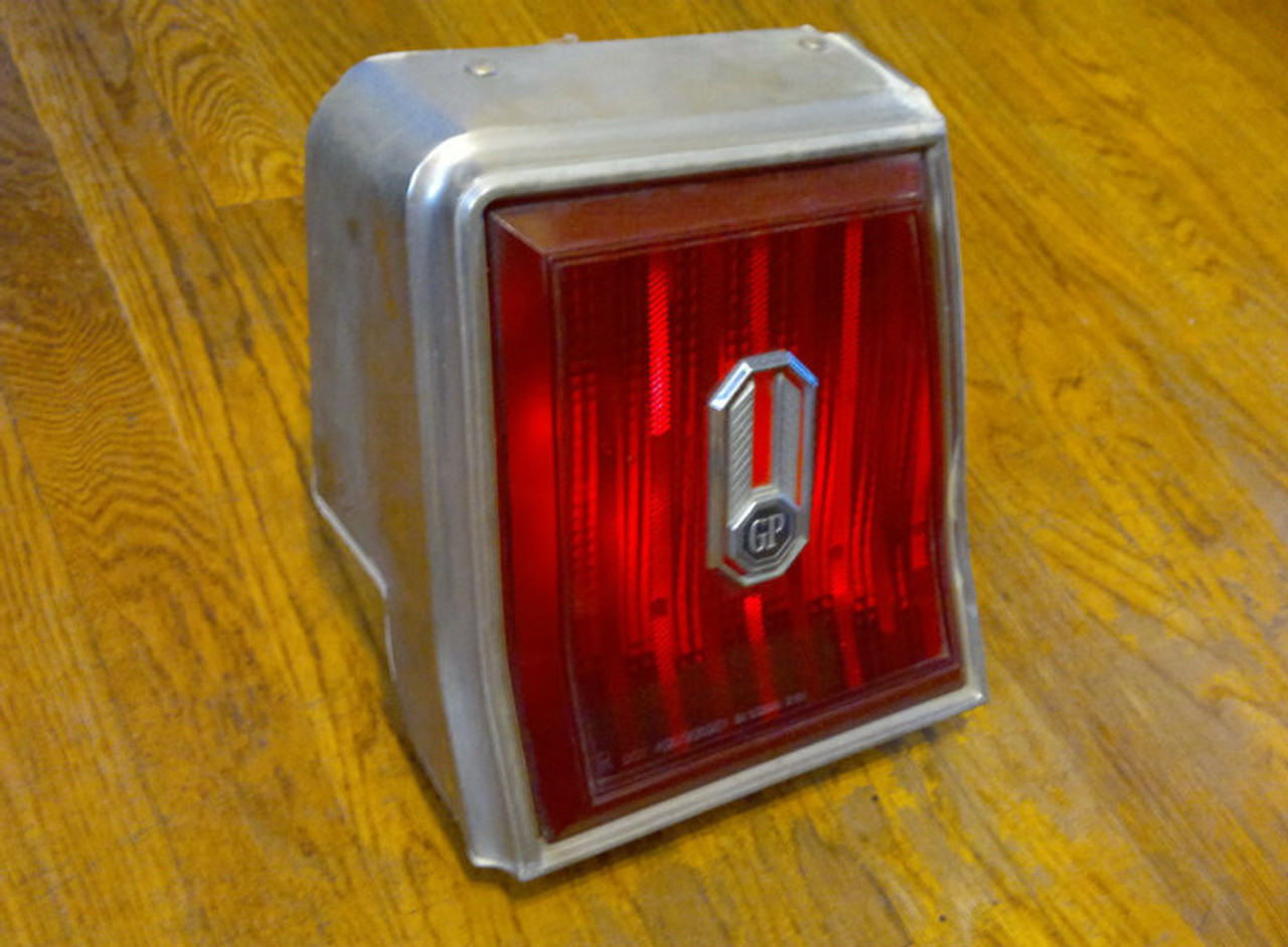 1981-1982-1983-1984 Pontiac Grand Prix  Passenger Side Tail Light-RH