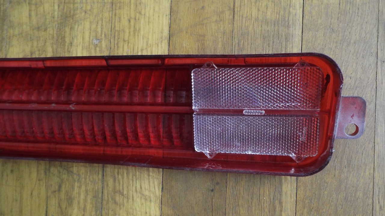 Original 1969 Buick Wildcat Tail Light Lens- RH