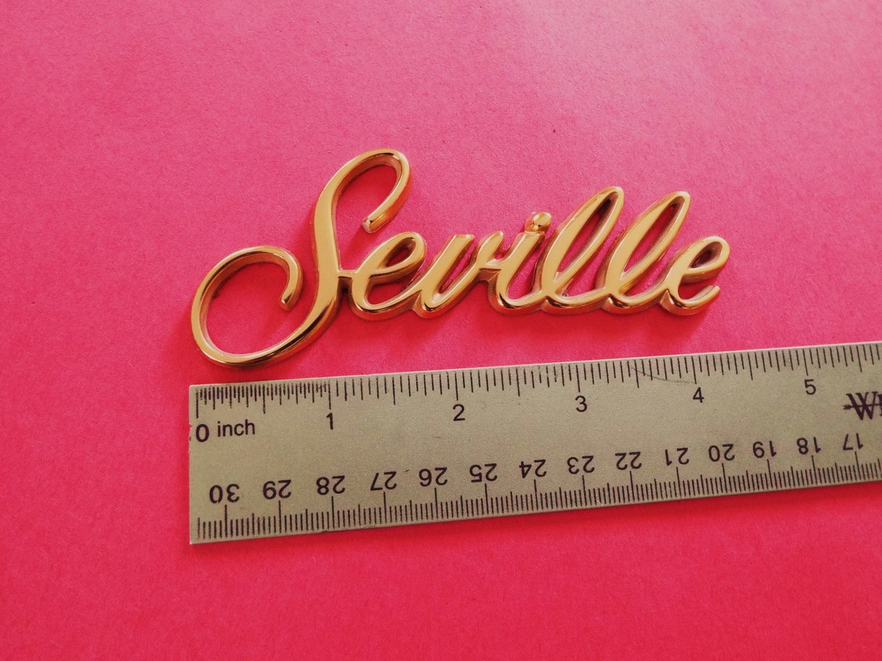 Original 1985 Cadillac Seville Commemorative Edition Fender Emblem-Badge