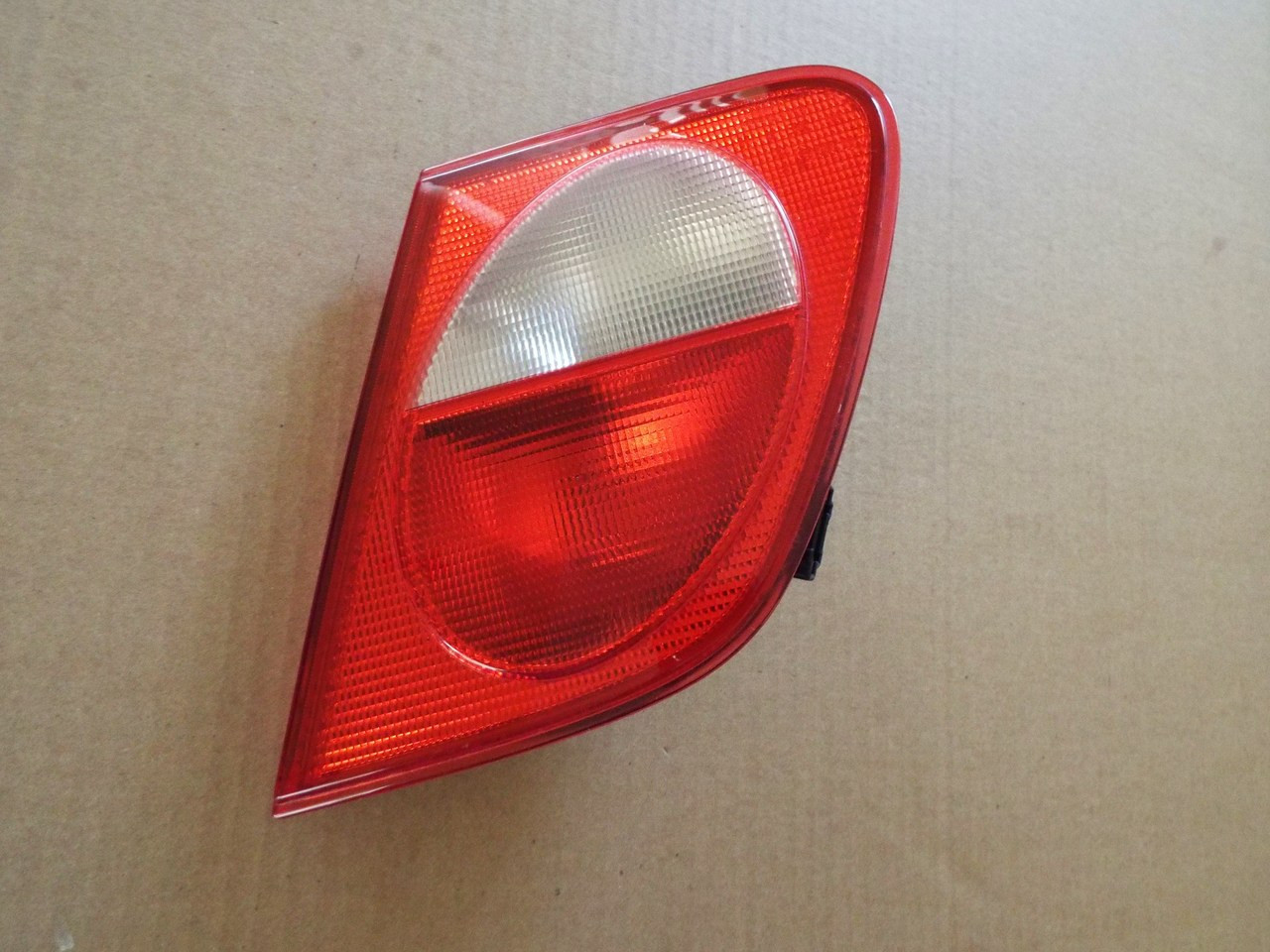 Original 1996-1997-1998-1999 Mercedes Benz E320-E420 Tail Light-Reverse Light- RH 