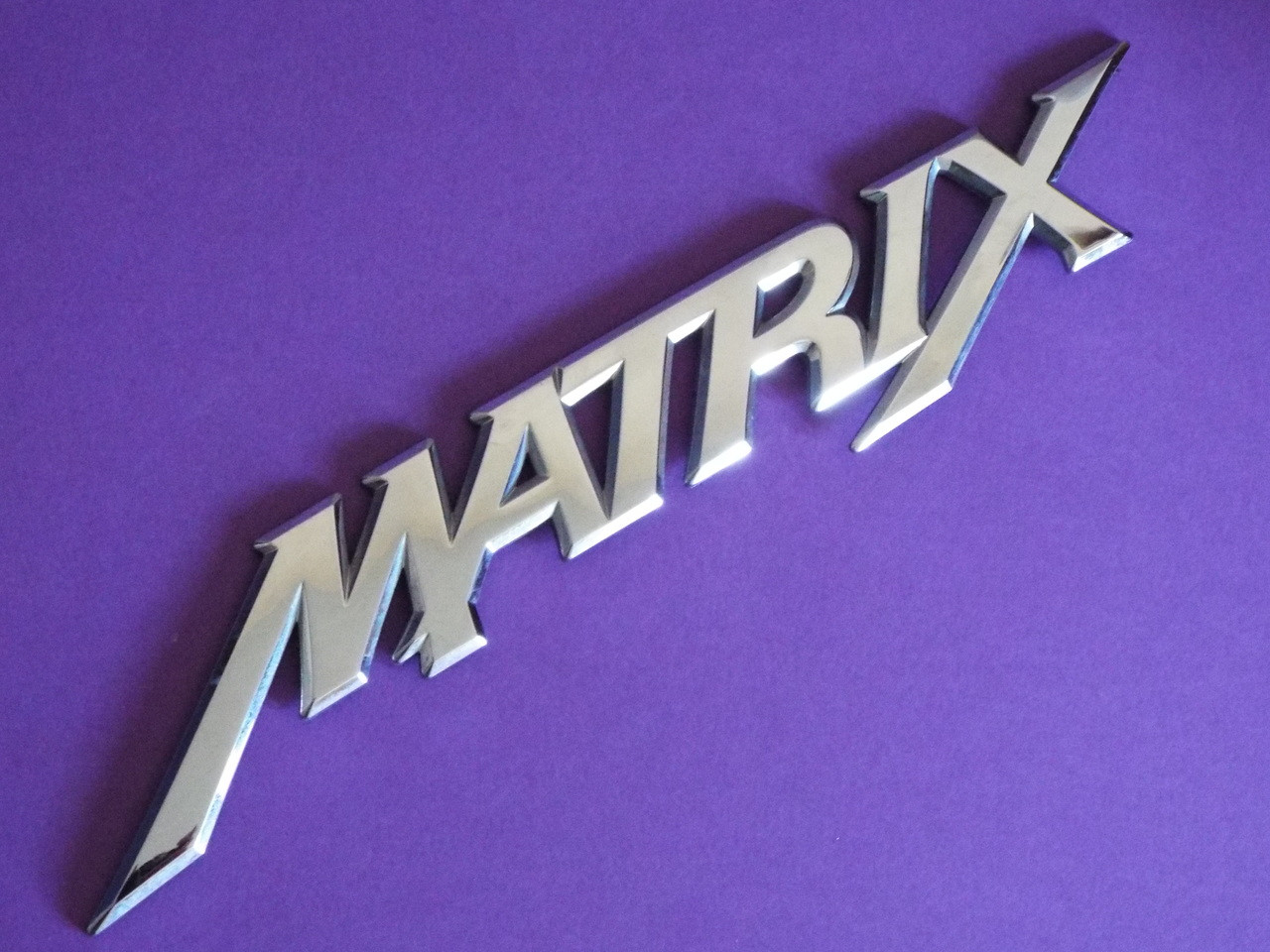 Original 2003-2004-2005-2006-2007-2008 Toyota Matrix-Matrix Emblem-Badge