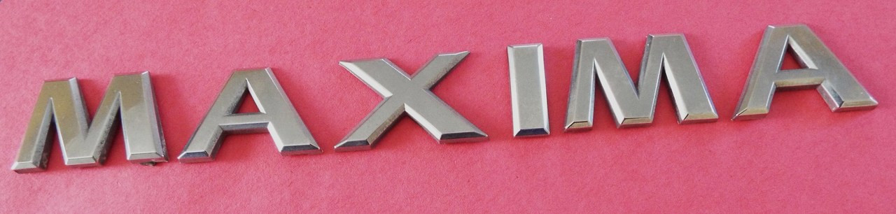 2003 Nissan Maxima Trunk Lid Emblem-Badge
2002 Nissan Maxima Trunk Lid Emblem-Badge