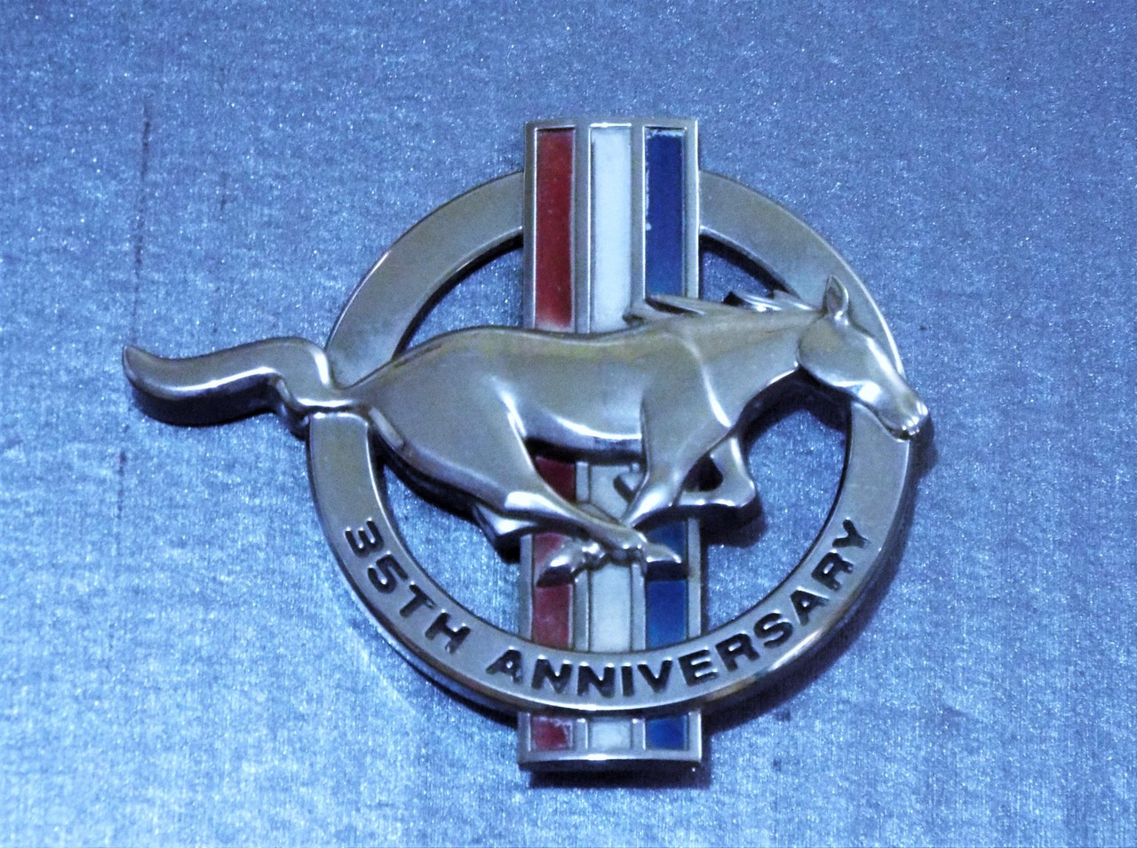 Original 1999 Ford Mustang 35th Anniversary Fender Emblem-Badge-RH