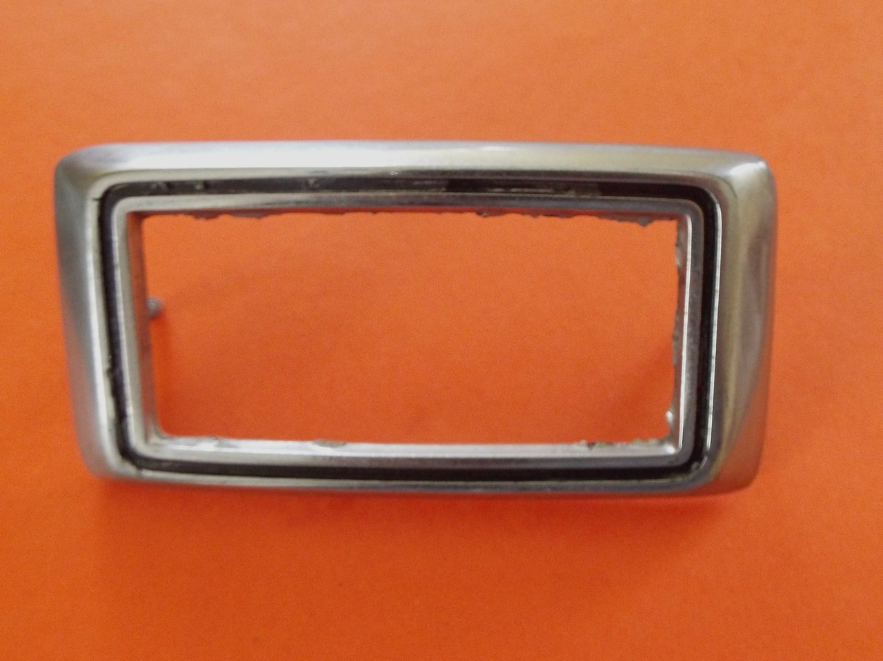 Original 1968-1969-1970 Mercury Montego-Ford Fairlane 500 Rear Side Marker Bezel-Trim-US