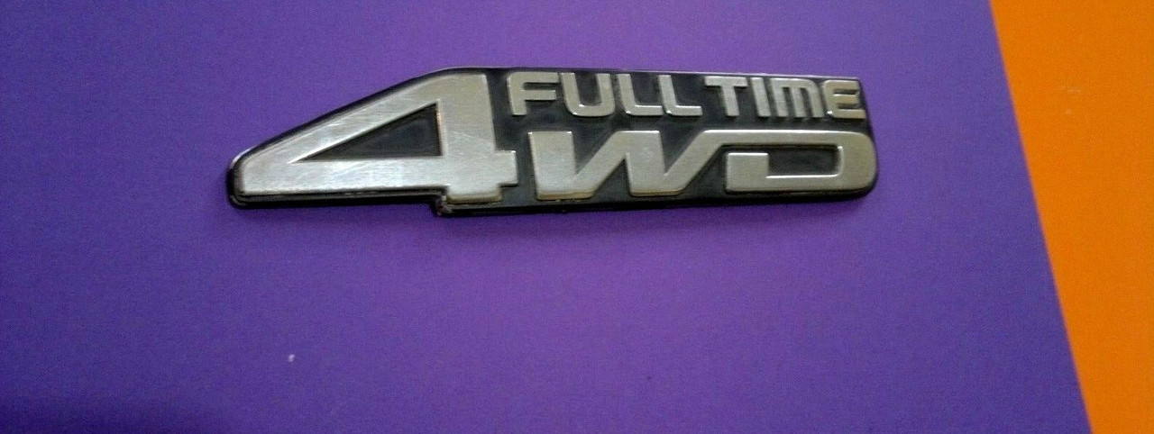 1993-1994-1995-1996-1997 Toyota Land Cruiser Full Time 4WD Emblem-Badge