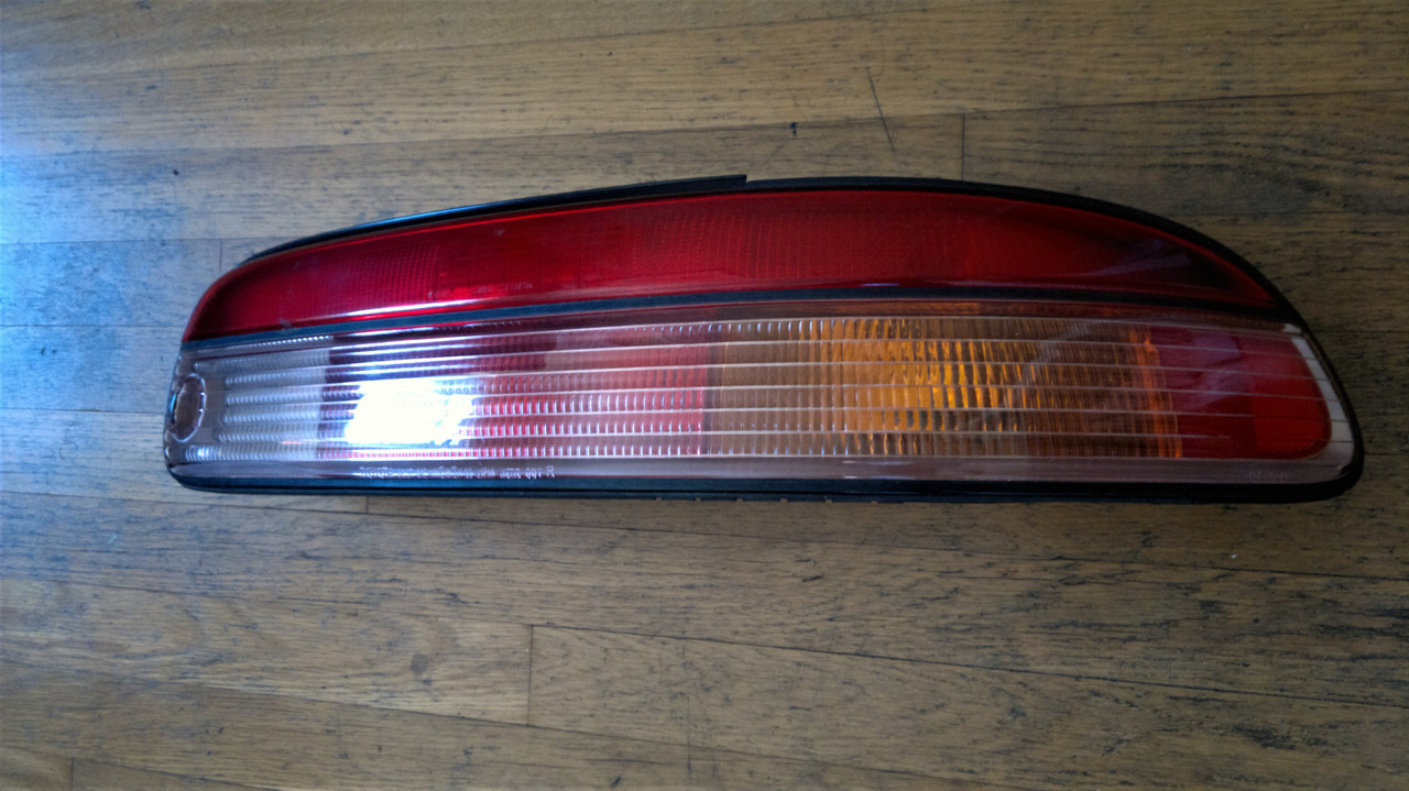 Original 1995-1996-1997 Lexus SC400-SC300 Tail Light-RH