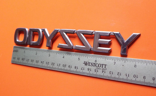 Original 1999-2000-2001-2002-2003-2004 Honda Odyssey Emblem-Badge