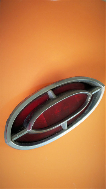 Original 1962 Oldsmobile Dynamic 88-98 Tail Light-US