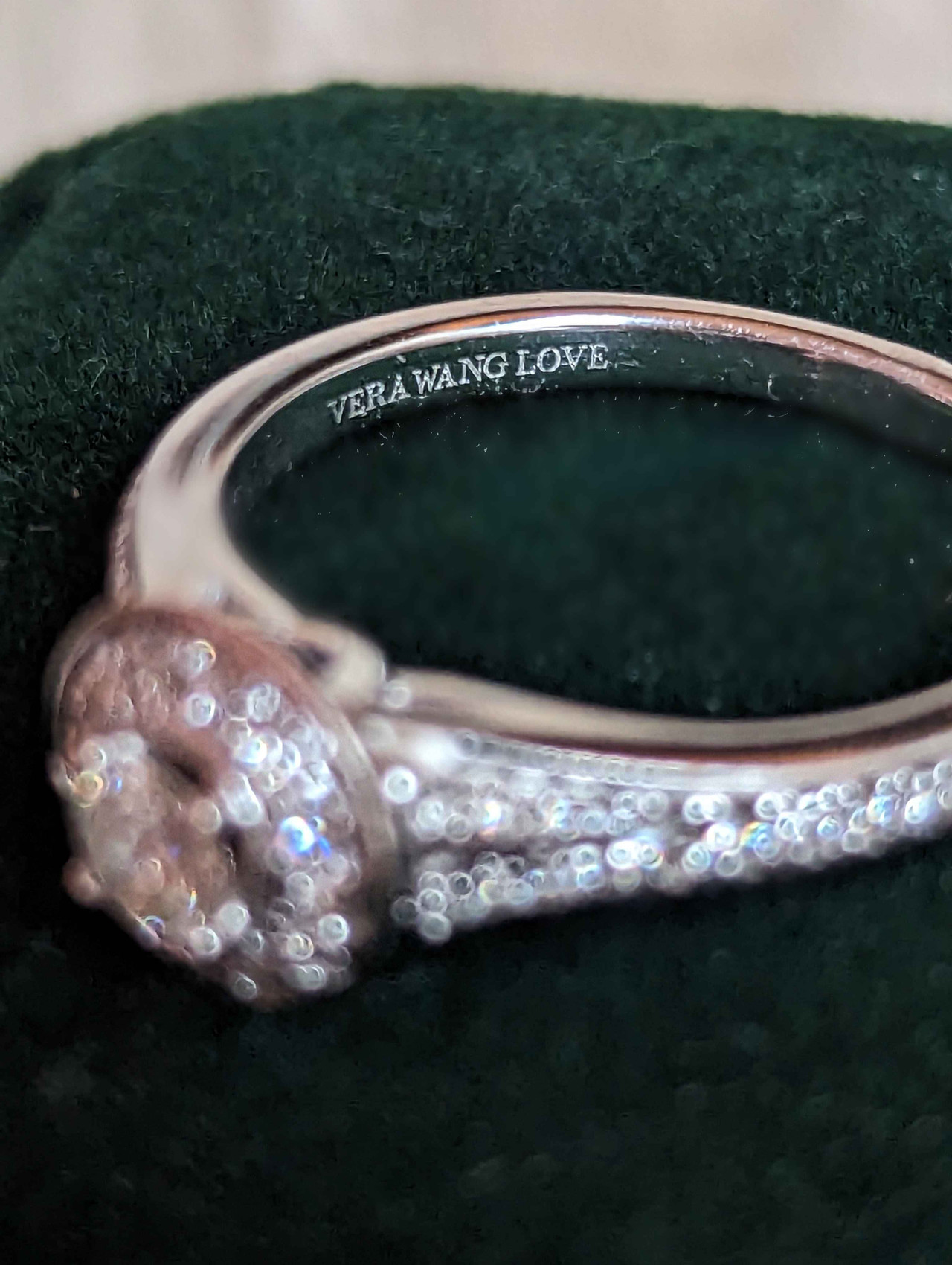 Vera Wang Love: Modern Diamond Engagement Ring, 18ct White Gold