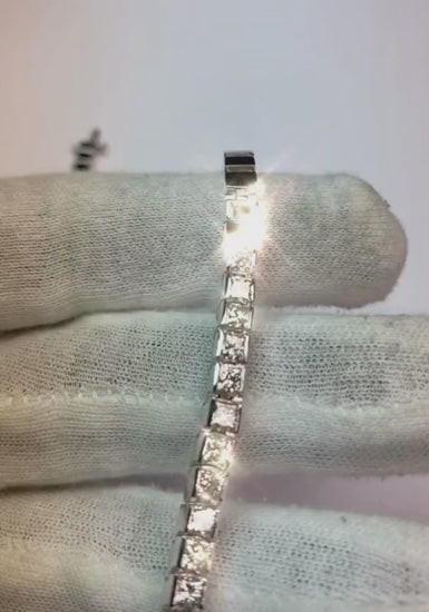 Madrid: Luxury Princess Cut Diamond Necklace 25 Pointer Diamonds