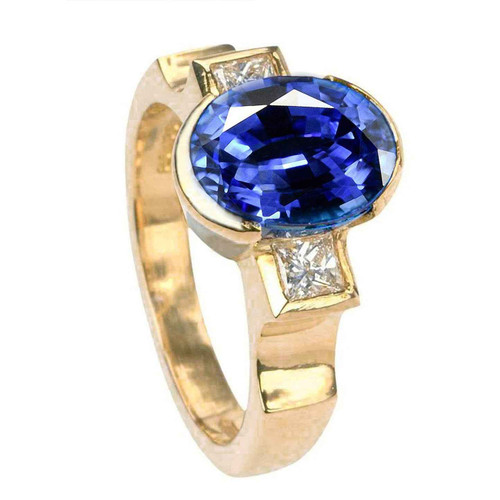 Vienna: Three .Stone Sapphire & Diamond Ring