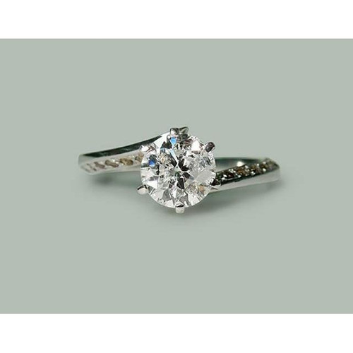 Florence: Timeless Anniversary Ring With Natural Diamonds .1.36ct Round Brilliant