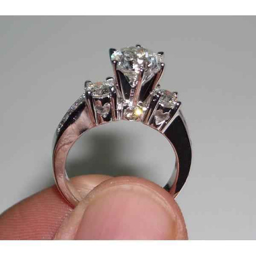 Diana: Exquisite Heart .Set Diamond Engagement Ring