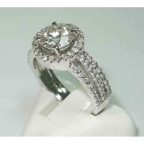 Madrid: Exquisite Diamond Halo Engagement Ring .3.50ct Total Diamond Weight