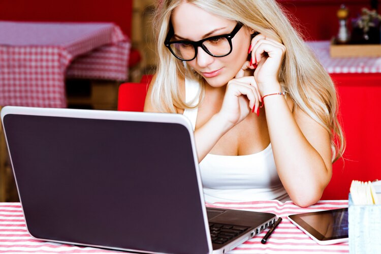 Do I Need Blue Light Blocking Glasses?