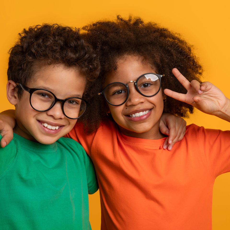 Helping Your Toddler See Clearly: Signs They Need Glasses and How to Get Them