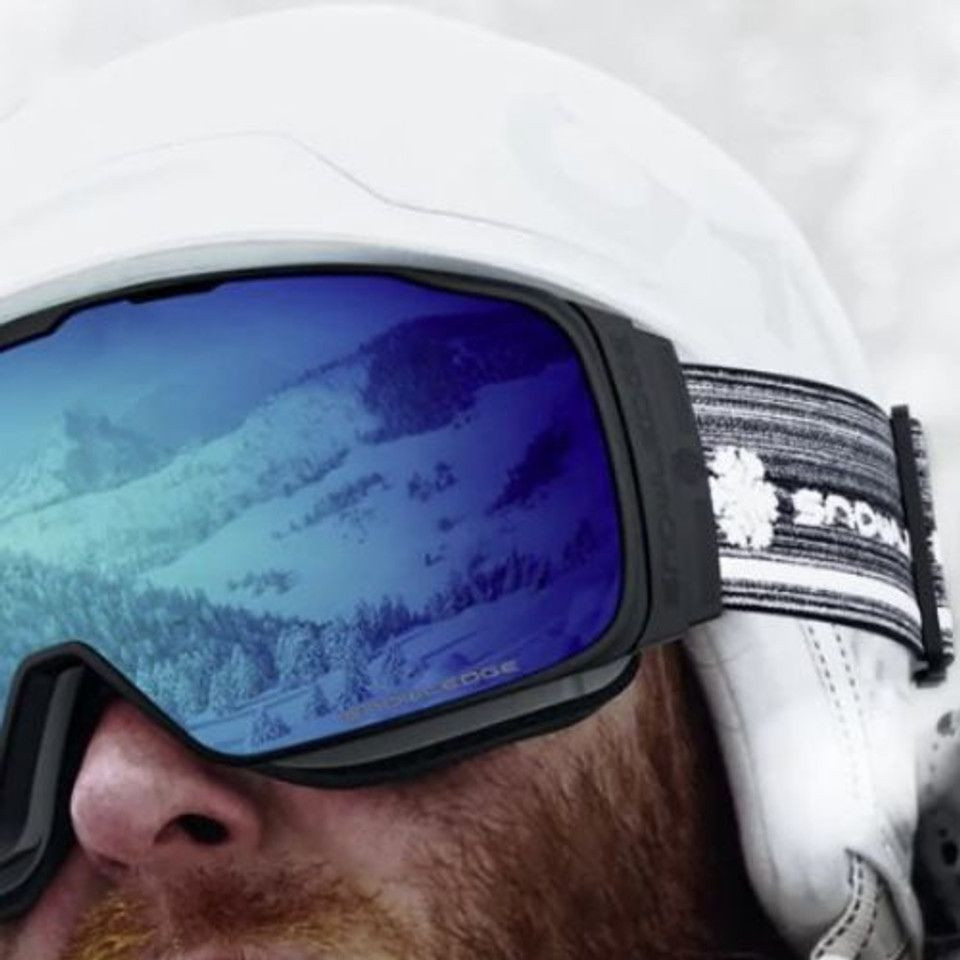 Hit the Slopes with Confidence: Snowledge Ski Goggles